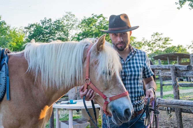 1 hour horseback ride in Valgraziosa Pisa - Is $48.06 a fair price?
