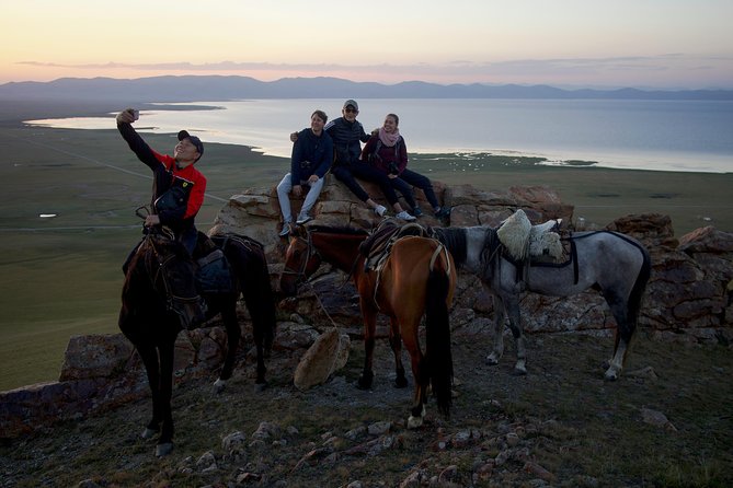 2-Days in Song Kul Lake as Nomad - horseback riding & Yurt stay - Key points at a glance