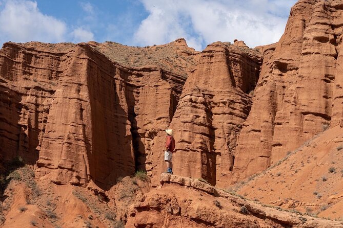 2 Days Issyk Kul Lake Canyons Horse Riding and Yurt Stay - Food, transport, and guide support