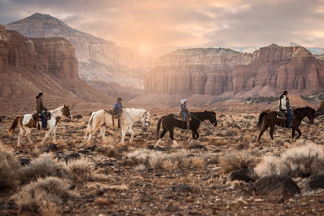 2-Hour Horse Rides Capitol Reef - A gentle ride into Capitol Reef country