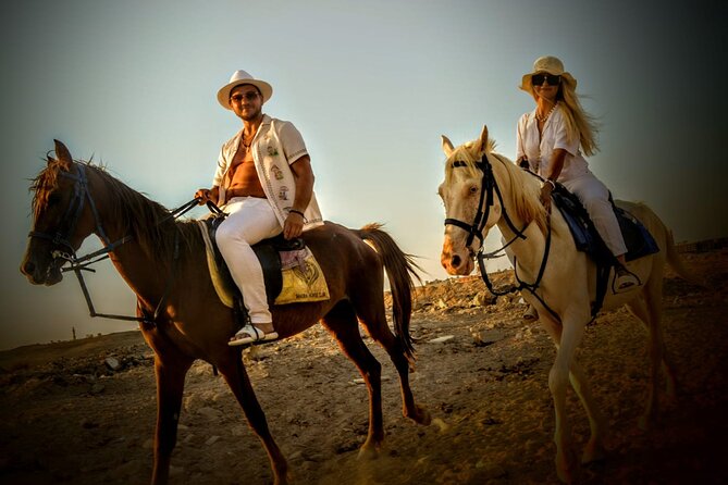 2 Hour Horse Riding Experience in Hurghada - Across the golden desert on Egyptian horses