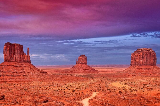2 Hour Monument Valley Horseback Tour - The Mittens: your first major view