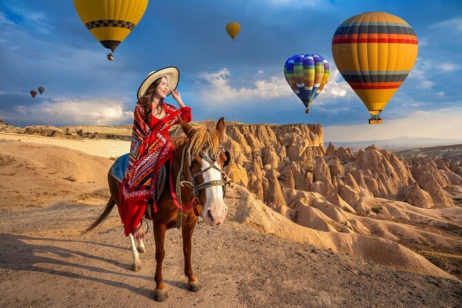 2 Hours Horseback Riding Tour Through the Valleys of Cappadocia - Rose Valley and the 15-minute photo break