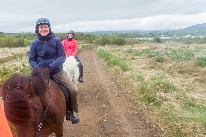 2 hours Private Horse Riding to Lake Hafravatn, Reykjavík - Mos - Who should book this ride?