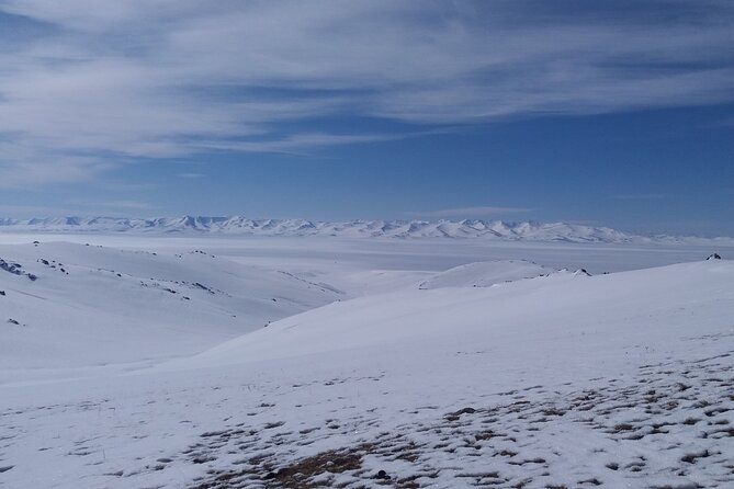 3 days horse back riding to Song-Kul lake whole year round - Day 2: Crossing Tuz Ashuu Pass at 3,400 meters