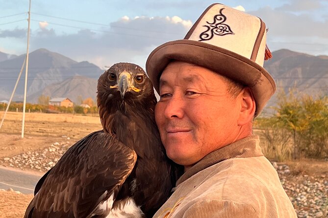 3 Days Issyk Kul lake & Chon Kemin: Eagle show, horse riding - A three-day route built around Issyk-Kul