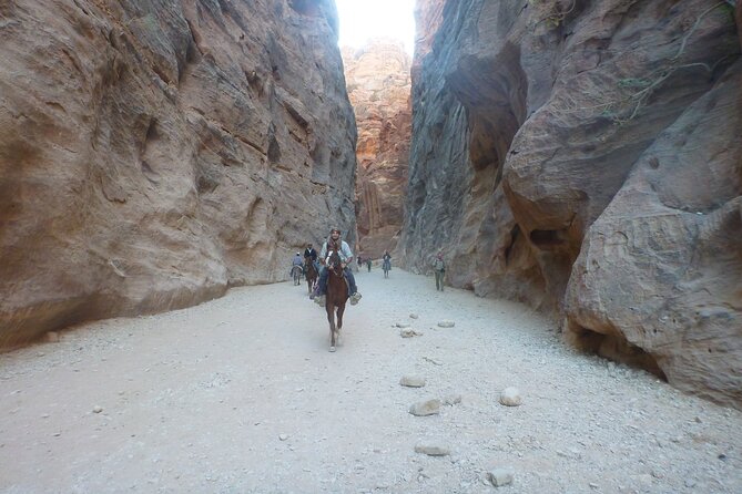 3 Hour Horse Riding Adventure around the Petra Area - Who should book this Petra horseback ride?