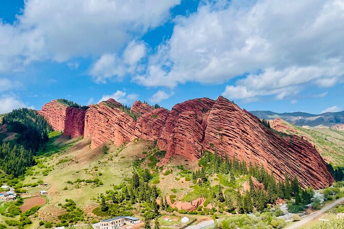 4 Days Issyk Kul & Chon Kemin with Nomadic Stay, Horse riding - What this four-day Kyrgyzstan route really includes