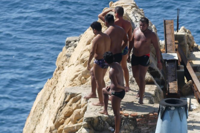 Afro-Mexican Village: Horseback Beach Ride, Crocs & Cliff Diver - Who will enjoy this outing most