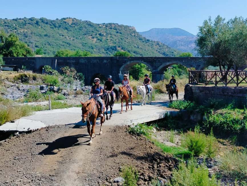 Alcantara: Horseback riding through gorges, Byzantine Cuba, and nature - Crossing the Alcantara River, depending on the season