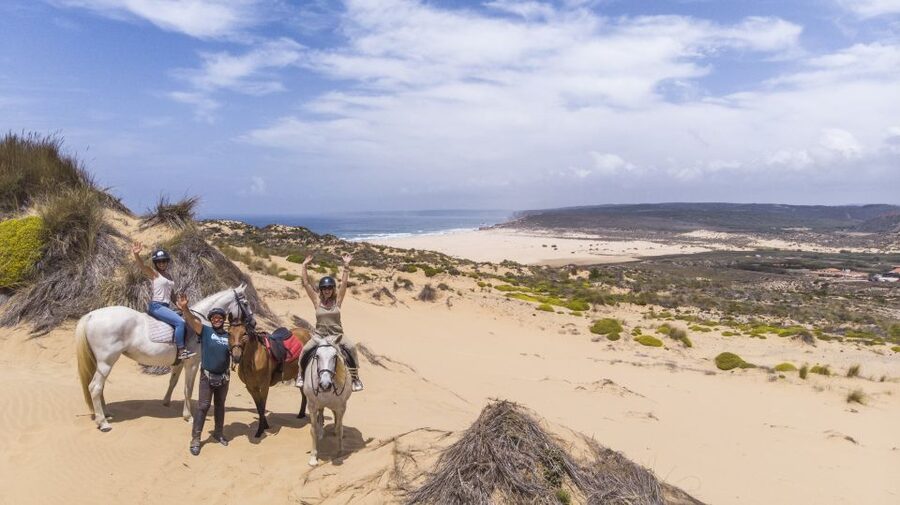 Algarve: 1-Hour Carrapateira Horseback Riding Tour - What the first coastal section feels like