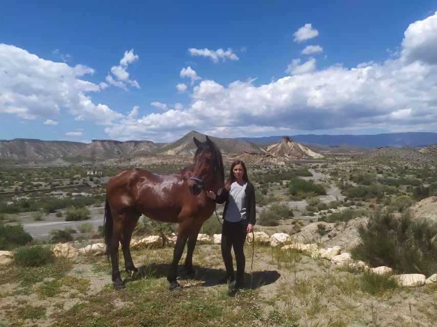 Almeria: Tabernas Desert Horse Riding for experienced riders - Heat, clothing, and practical comfort