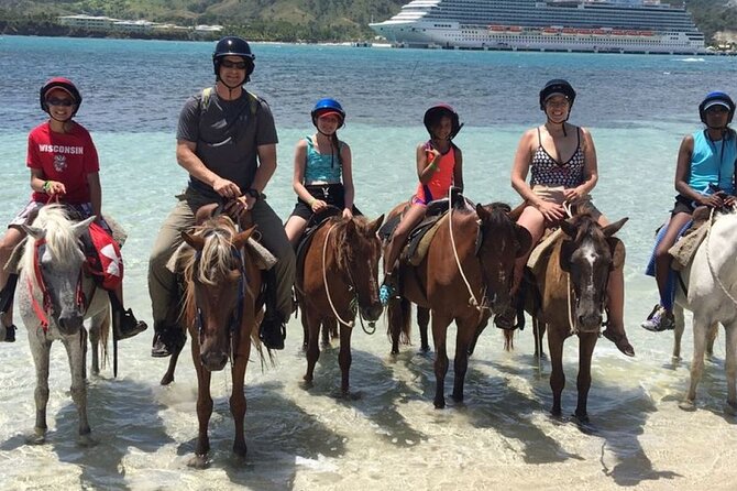 Amazing 3-Hour Horseback Riding at Puerto Plata with Pickup - Riding through farms, villages, and sugarcane country
