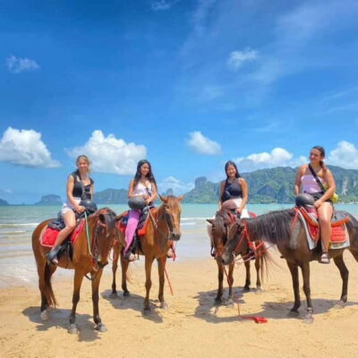 Ao Nang: Horse Riding Tour and kayaking clongrood