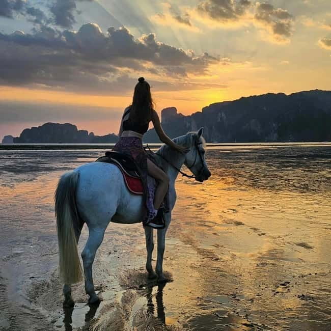 Ao Nang: Horse Riding Tour and kayaking clongrood - Fruit, water, and the tuk-tuk ride back