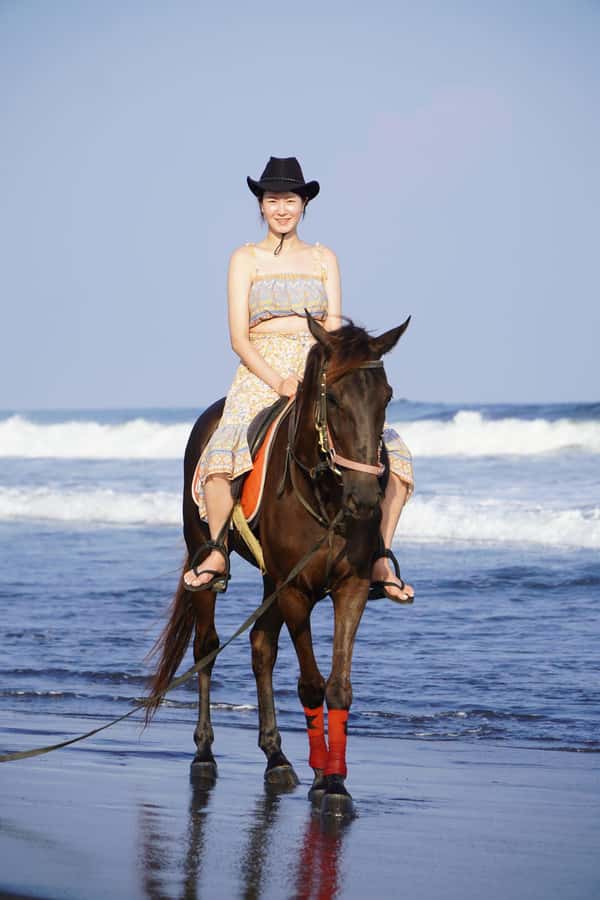 Bali: Horse Riding Sanur Beach Experience with Transport - The countryside portion and two-hour bike option