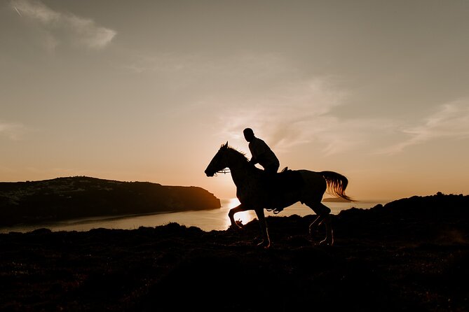 Beach Gallop - Horse Riding Safari for Experienced Riders - The guide and the small-group advantage