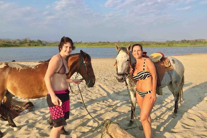 Beach Horseback Riding Adventure in Copalita, Huatulco - The guide and the private pace