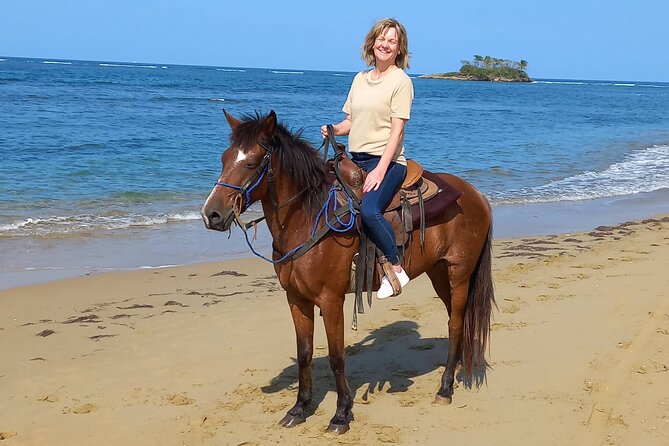 Beach Horseback Riding and Swim Horse in Puerto Plata - The first hour: nature trails and the route to Dorado Beach