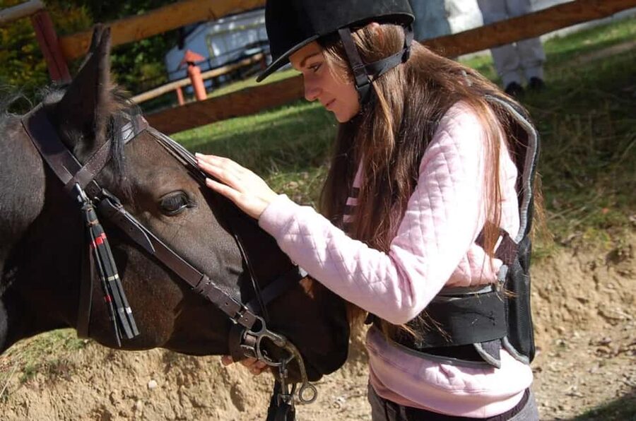 Brașov: Horseback Riding Experience - Booking advice and practical details
