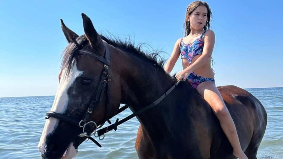 Cagliari: horseback riding with sunrise dive - A quiet start at Flumini beach