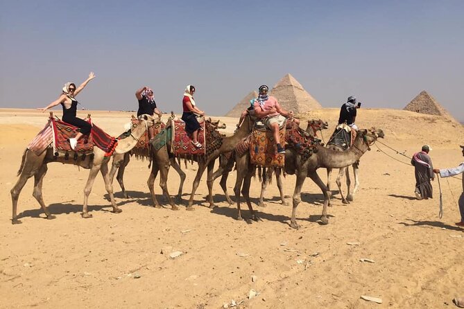 camel or horse Ride in Desert any time from Cairo or Giza hotels - Sunrise, sunset, and the practical choice of timing