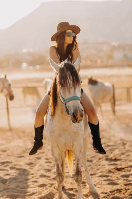 Cappadocia: Fascinating Horse Tour in Göreme Valleys - Pickup from six Cappadocia towns