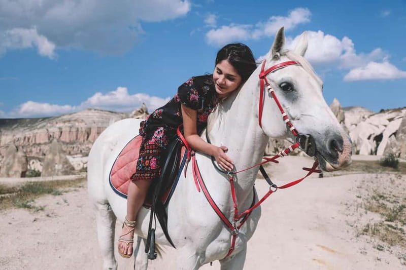 Cappadocia: Horse Riding Tour with Hotel Transfer - Who should book this ride?