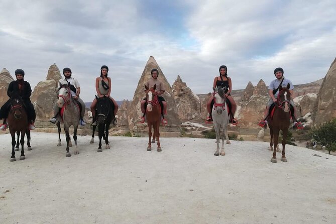 Cappadocia Horseback Ride through Valleys — Sunset/hoteltransfer - Returning to Çavuşin after the ride