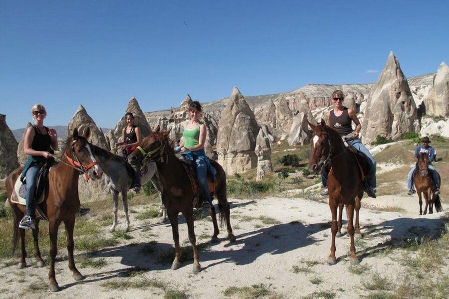 Cappadocia: Sunset Horseback Riding Tours w' Fairy Chimneys - What the small group changes
