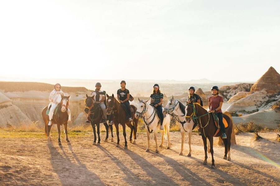 Cappadocia: Sunset or Daytime Horse Riding Tour - Key points at a glance