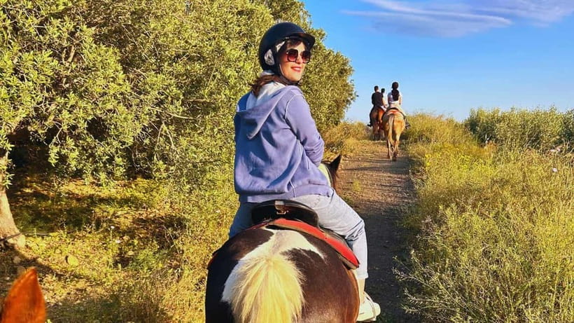 Catania: Guided Horseback Ride in Misterbianco Countryside - What to bring for a comfortable hour