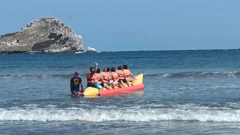 City Tour & Beach Club All Inclusive HorseBack Ride Sports - Lunch at a beach table