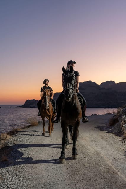 Crete Horse Riding: Mesmerising Sunset Ride - Meeting the horses and guides