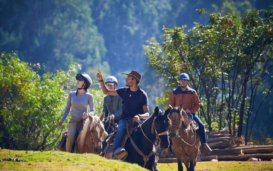 Cusco: Devil's Balcony Horseback Ride - Leaving Cusco for Saqsayhuaman Ranch