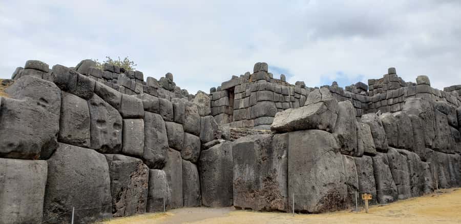 Cusco: Sacsayhuaman Guided Tour and 1-Hour Horseback Ride - Key points to know before you book