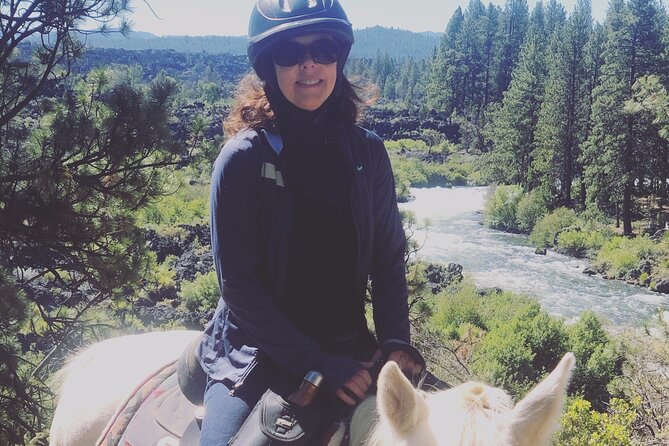 Deschutes River Horse Ride - Meeting your horse at Century Drive