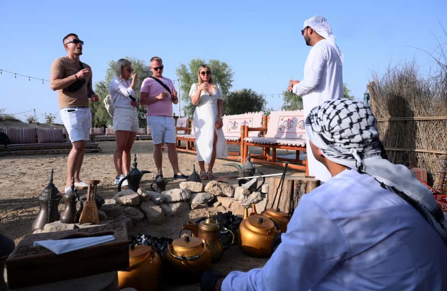 Dubai: Al Marmoom Oasis Horse Riding Experience with Snack - What the 30 or 45 minute ride is like