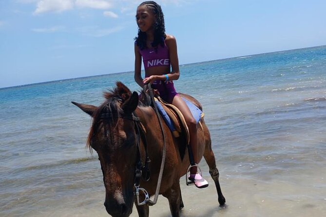 Dunns River Falls and horseback riding activity - Food, Drinks, and the Gift Shop Stop