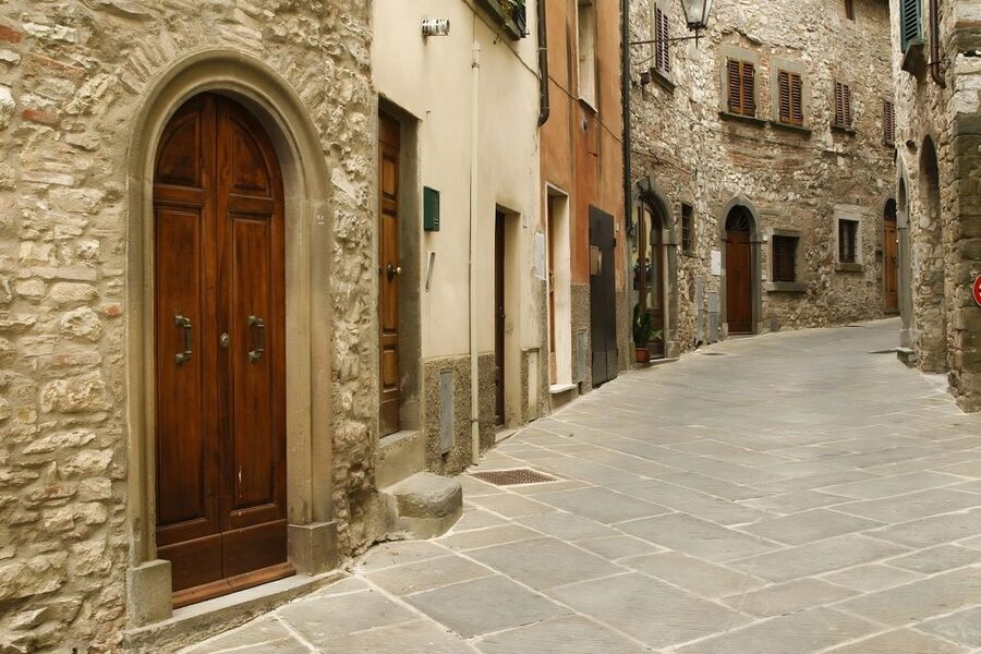 Florence: Private Horseback Ride with Tuscan Lunch or Dinner - Who should book this experience?