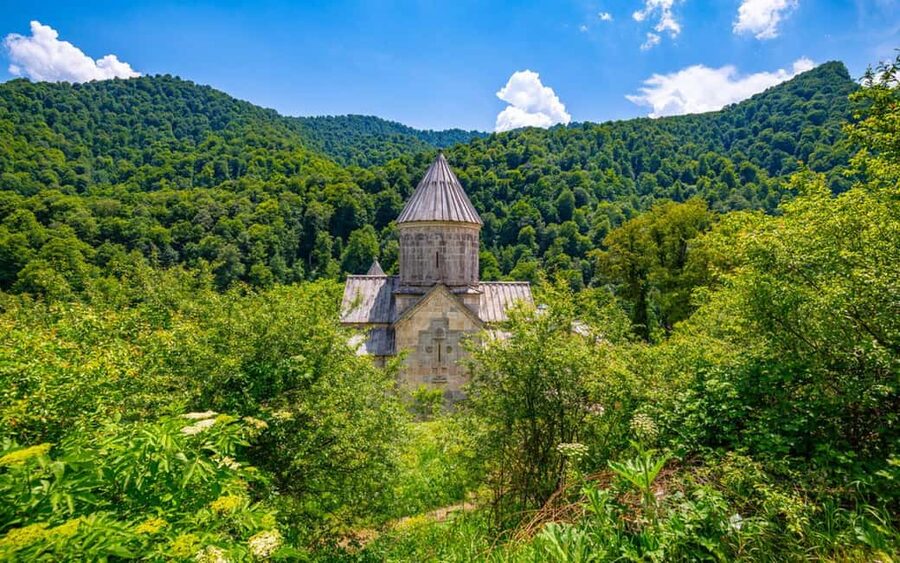From Yerevan: Off-Road and Horseback Riding Adventure Tour - Horseback riding in the evergreen Tavush mountains