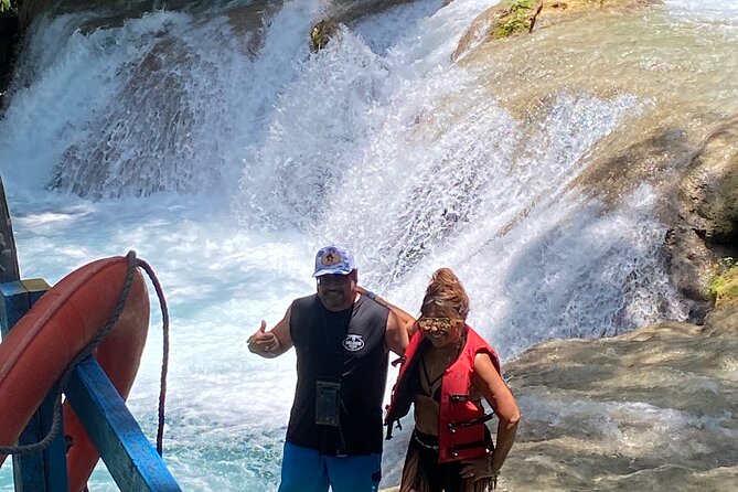 Full Day Rafting, Horse Back Riding and Blue Hole in Jamaica - The day in five quick points