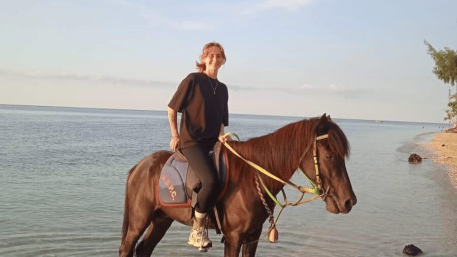Gili Air: 1-Hour Horse Riding Adventure - What $39 includes and what it does not