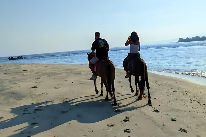 Gili Meno Horse Riding Adventure on the Beach for 1 Hour - Photos that preserve the beach moment