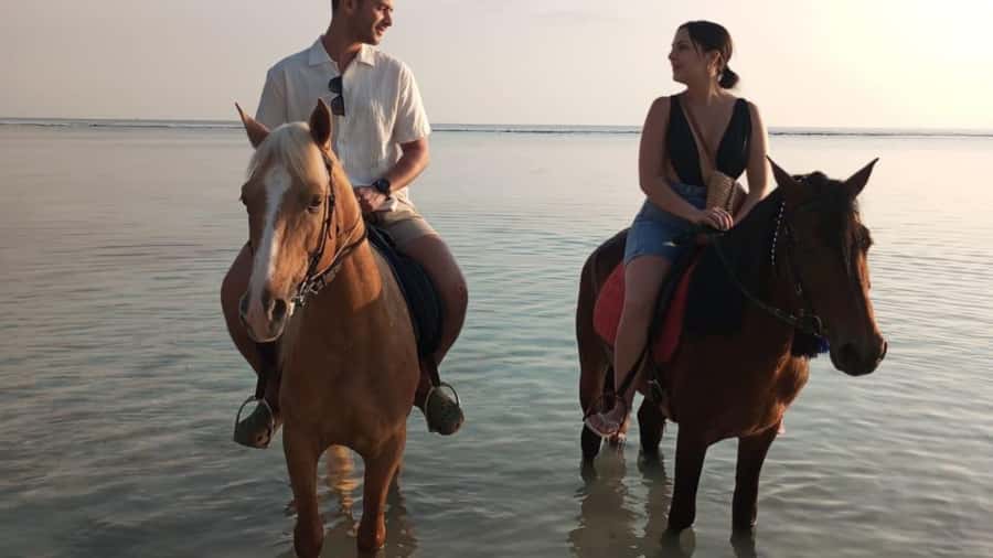 Gili Trawangan: Horse Riding on the Beach - Following the Gili Trawangan shoreline