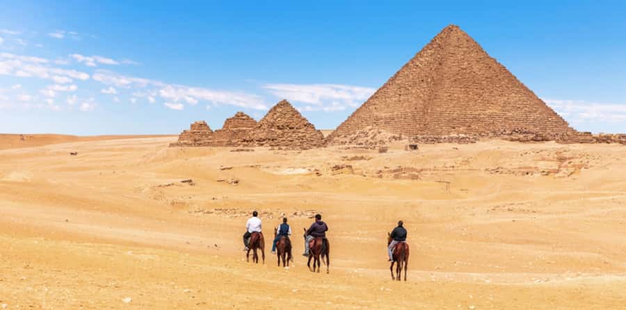 Giza: Arabian Horse Tour Around the Giza Pyramids - What the two-hour Giza horse ride is really about