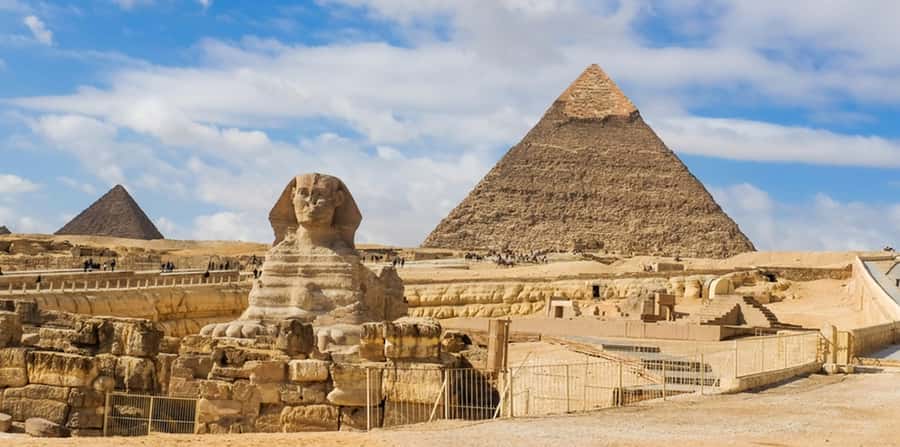 Giza: Arabian Horse Tour Around the Giza Pyramids - Riding toward Khufu, Khafre, and Menkaure