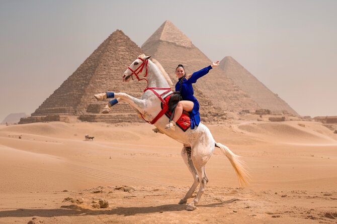 Giza Pyramids Photoshoot with Jumping Horse, Camel and Sphinx - Key things to know before booking