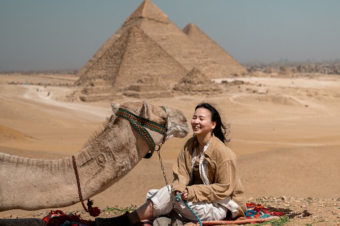 Giza Pyramids Photoshoot with Jumping Horse, Camel and Sphinx - Transport, timing, and the private format