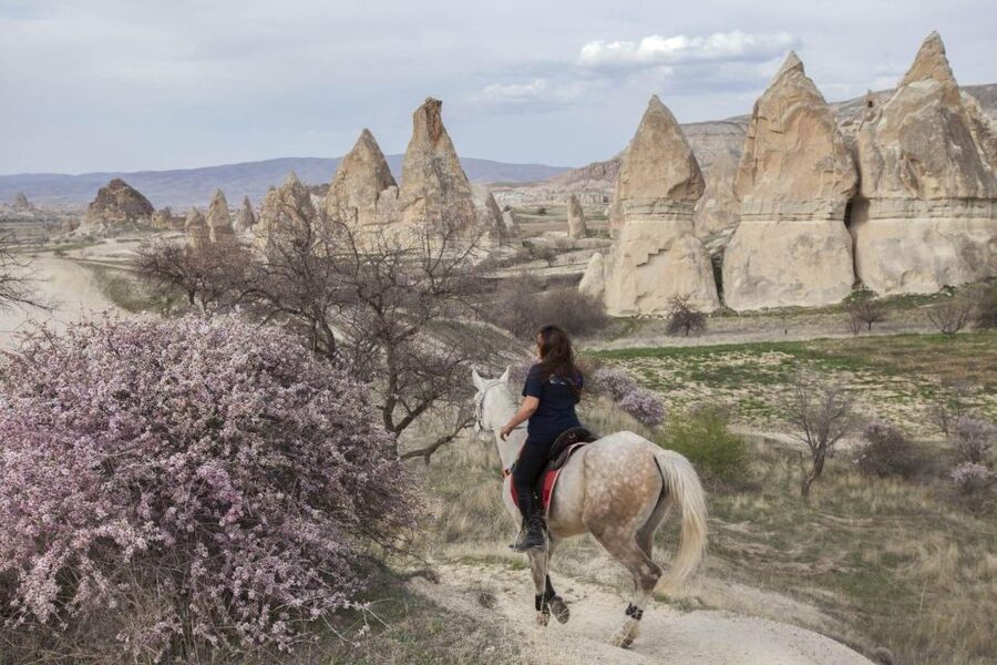 Göreme: Cappadocia Horseback Ride at Sunset or Sunrise - From Göreme hotel pickup to the stable